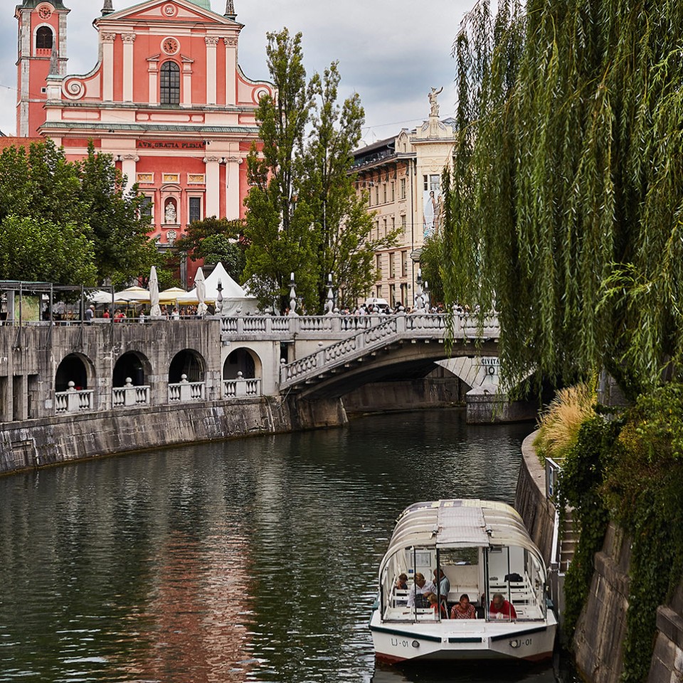 Grad otocec Ljubljana